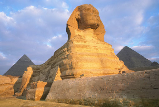 sphinx.jpg (38831 Byte)